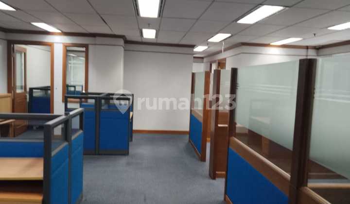 Disewakan Ruang Kantor / Office Space For Rent di Tomang 2