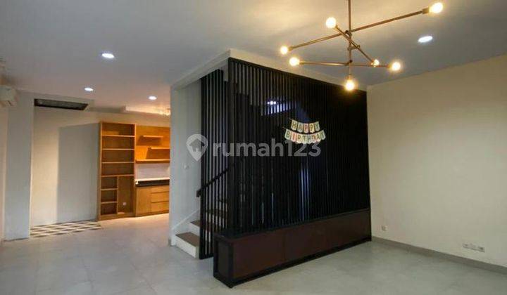 Dijual rumah siap huni di Mandala Tomang Jakarta Barat 1