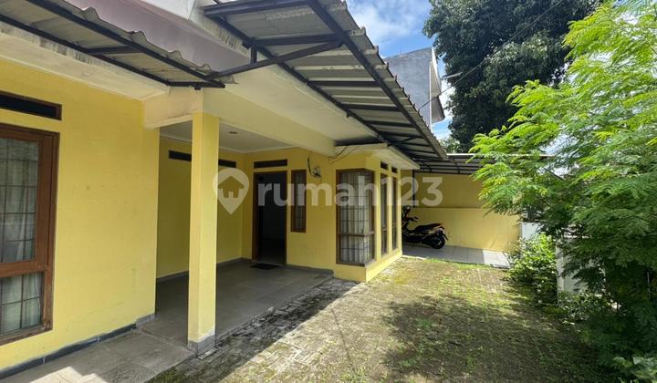 Disewakan Rumah Daerah Sektor 5 Bintaro Jaya Tangerang Selatan