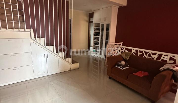 For sale: house with music studio in Bukit Nusa Indah, Ciputat, Tangsel. 2