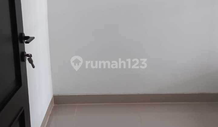 Dijual Rumah Siap Huni di Dekat Mall Bintaro Plaza 2
