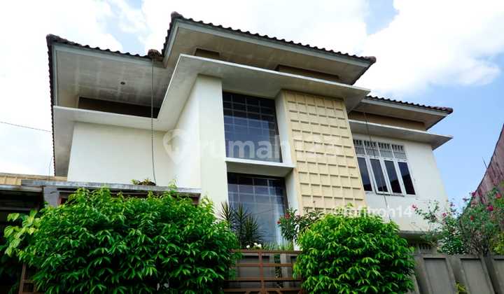 Dijual rumah cocok kost dekat perbatasan ke Sumedang dan Bandung Dijual rumah cocok kost dekat perbatasan ke Sumedang dan Bandung