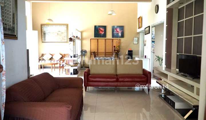 Dijual rumah cocok kost dekat perbatasan ke Sumedang dan Bandung 2