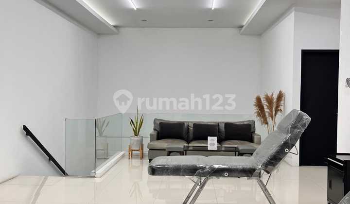 Dijual Rumah Bagus Siap Huni di Bintaro Dekat Jakarta Selatan Dijual Rumah Bagus Siap Huni di Bintaro Dekat Jakarta Selatan