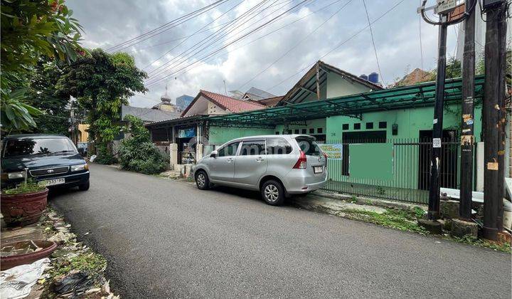 Akses 2 Mobil di Tebet, Rumah Lingkungan Nyaman Dekat Taman, Lebar 10 2