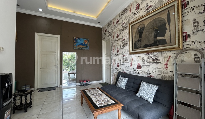 Luxury House in East Tebet, 3-Car Road Access, Comfortable Environment 6