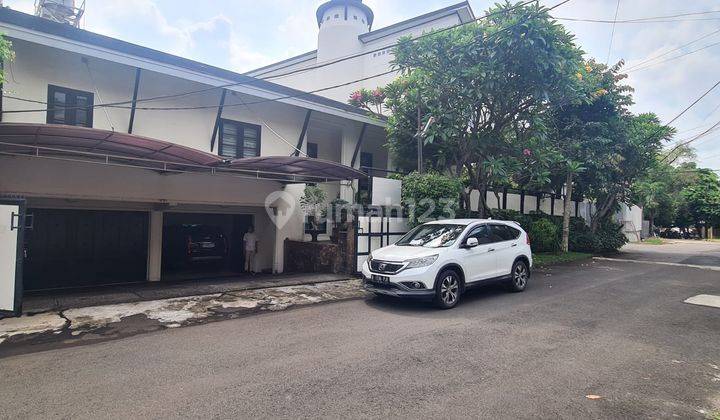 Rumah Mewah di Dalam Komplek Jepang, Tebet 1