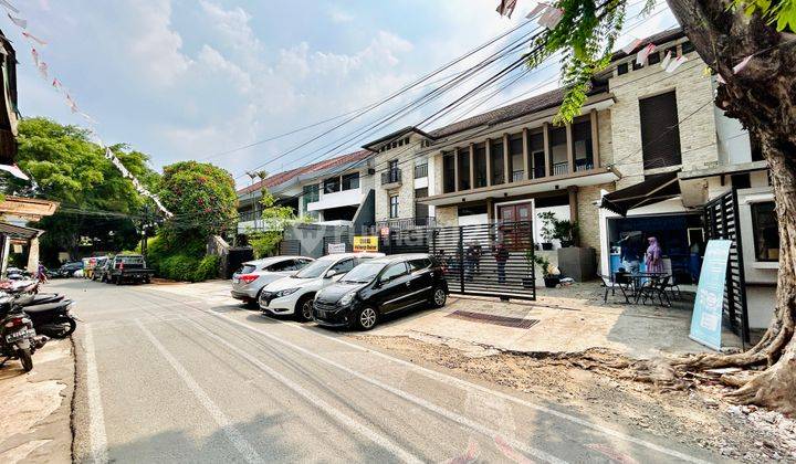 Rumah Kost 3 Lantai, Ada 30 Kamar Dan Ada Basement, Parkir Luas, Hunian Nyaman 2