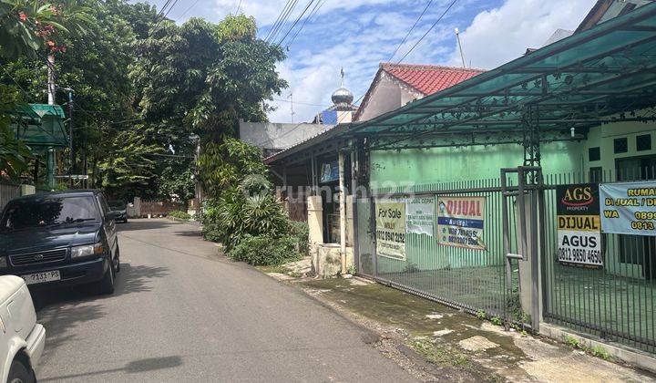 Akses 2 Mobil di Tebet, Rumah Dengan Lingkungan Yg Nyaman Dekat Taman 1