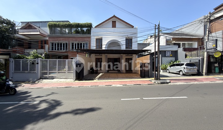 House for Business or Shop House in West Tebet, Main Road Access 2