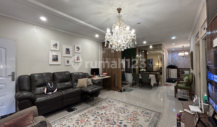 Full Furnish, Rumah Nyaman Siap Huni di Tebet Utara 2