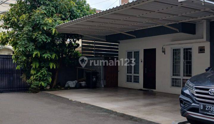 Rumah 2 Lantai Dlm Cluster di Kalibata, Akses Jln Lebar 2 Mobil 2