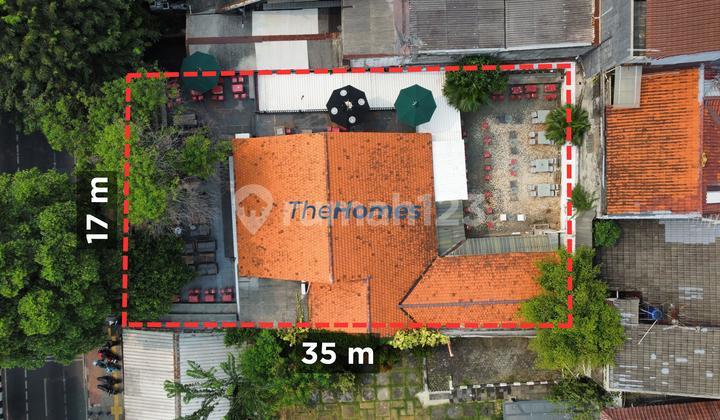 House in the Commercial Area of East Tebet, Next to the Main Road, Directly in Front of the Ecopark. 9