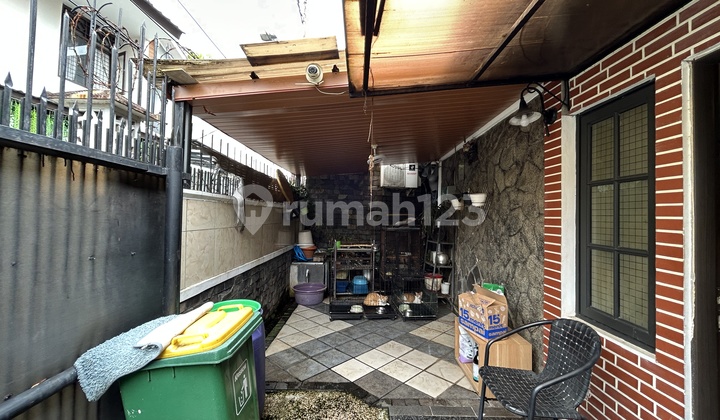 Rumah 1 Lantai Siap Huni di Tebet, Lebar 9 Mtr, Ada Kitchen Set 2