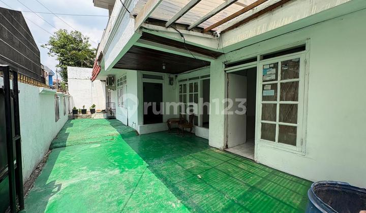 Rumah Siap Huni bisa Utk Rumah Kos. Dpn Taman Akses 2 Mobil Rumah Siap Huni bisa Utk Rumah Kos. Dpn Taman Akses 2 Mobil