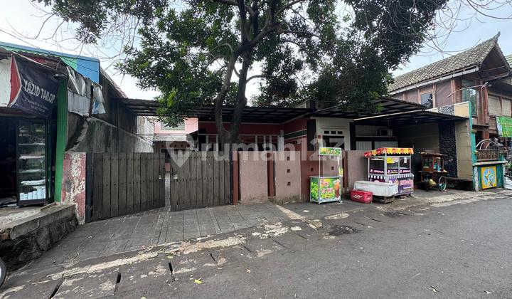 Bambu Apus Rumah Hitung Tanah Jalan 2 Mobil Lebar Ideal 1