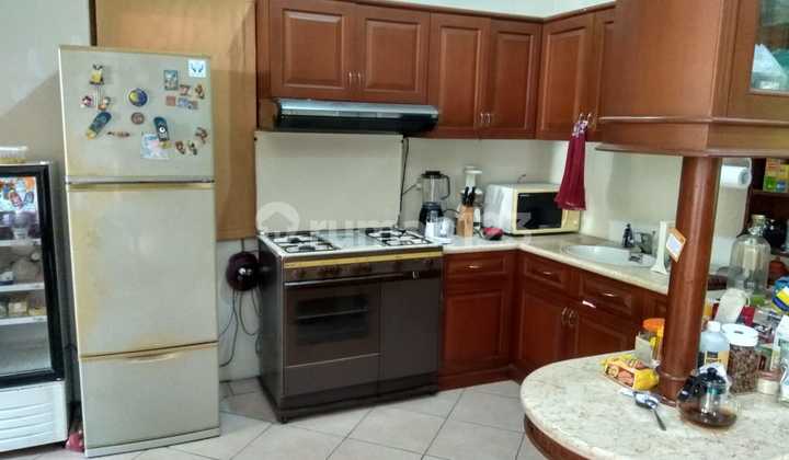 Duren Tiga Rumah Strategis Lomasi Depan Lapangan Tenis 2