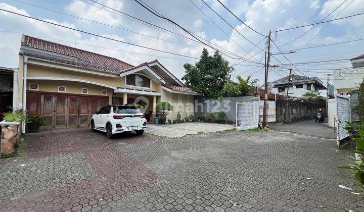 Rumah di cluster komplek townhouse abuserin fatmawati cipete cilandak 2