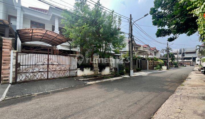 Rumah di dalam komplek gudang peluru, jalan lebar, sedikit renov 1