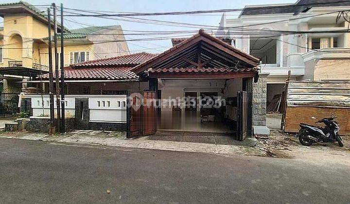 Rumah di Tebet Barat Akses Jalan 3 Mobil 1