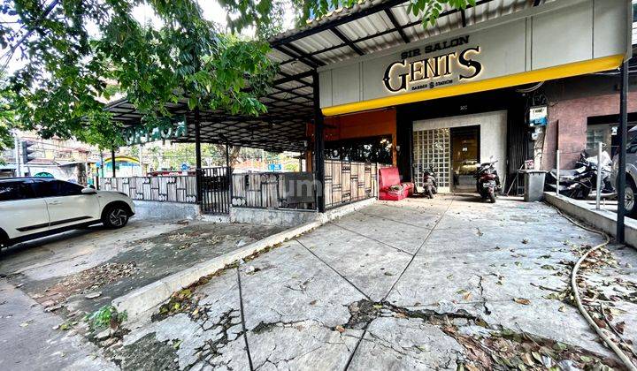 Cafe Resto Usaha di Tebet Raya Jalan Raya Komersial 2