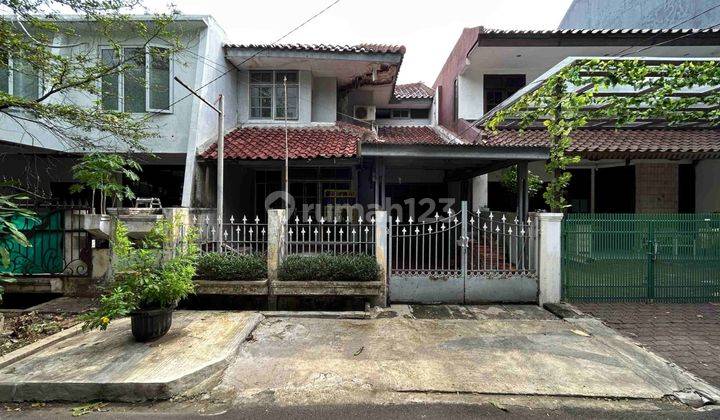 Rumah Hitung Tanah di Dalam Komplek Tebet Mas 2