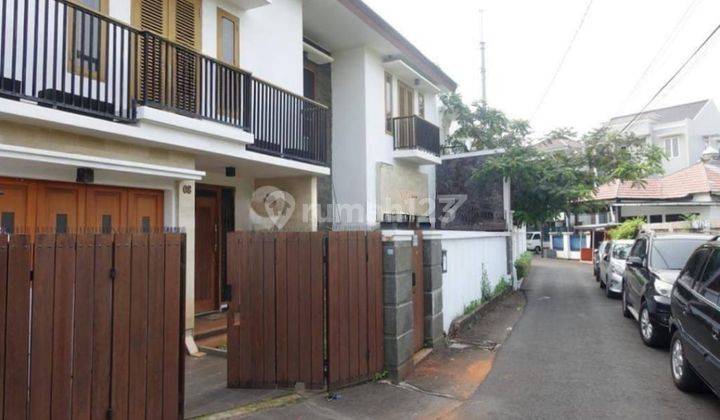 Rumah di Tebet Barat, Akses Jalan 2 Mobil, Dekat Taman 2