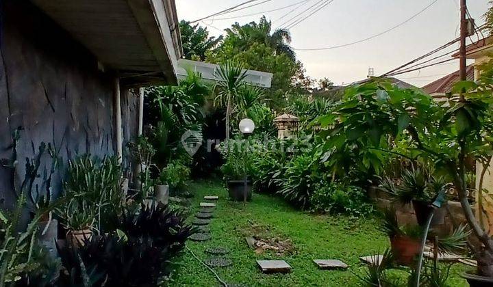 Rumah di dalam komplek gudang peluru dekat taman akses jalan lebar 2 mobil 2