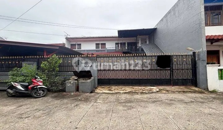 Rumah Kost di Komplek Ptb Duren Sawit Rumah Kost di Komplek Ptb Duren Sawit