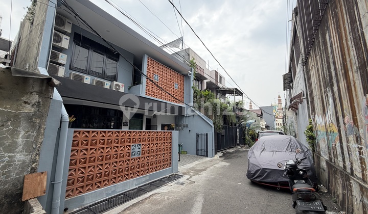 Rumah Kost Fully Renovated di Tebet 10 Kamar Akses Jalan 2 Mobil, bisa untuk Rumah Tinggal 2