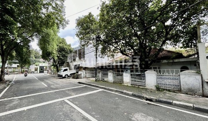 Rumah di Tebet Barat, Akses Jalan 3 Mobil 2