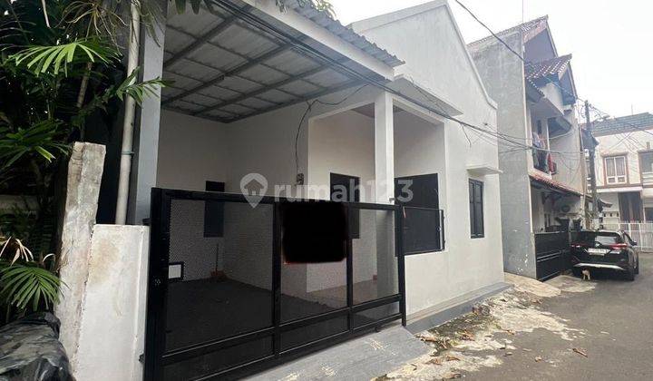 Rumah di Dalam Komplek Palapa, Jati Padang Pejaten Pasar Minggu 1