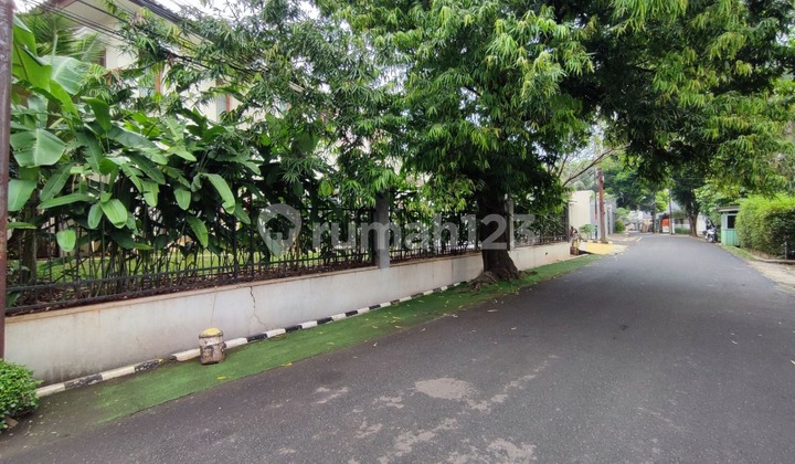 Rumah di Cilandak Barat Akses Jalan 2 Mobil, Dekat Tb Simatupang