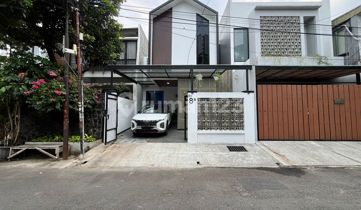 rumah siap huni di benhil bendungan hilir, akses jalan 2 mobil