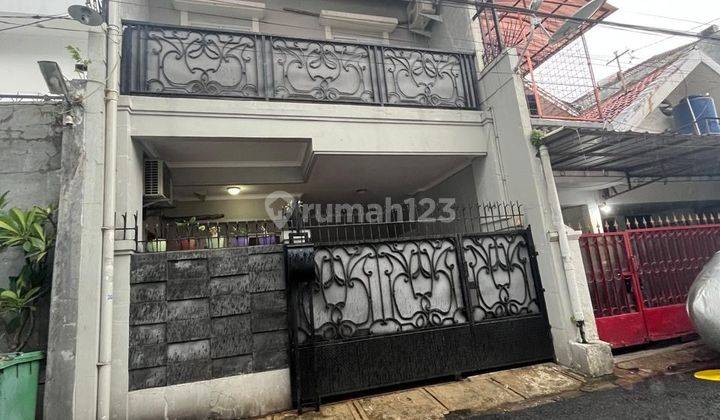 Rumah Siap Huni di Tebet Barat, Akses Jalan 2 Mobil 2