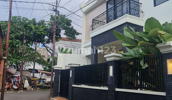 Rumah di Kalibata Utara Akses Jalan 2 Mobil