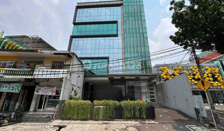 Gedung di Mampang Prapatan Raya, Dekat Tendean 1