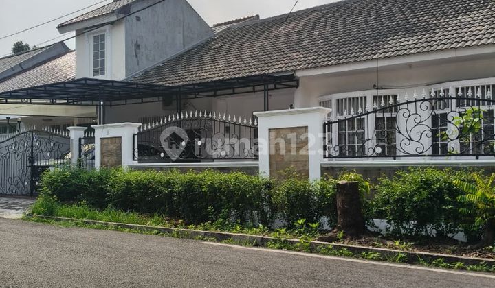 Rumah di Dalam Komplek Billy Moon Pondok Kelapa 2