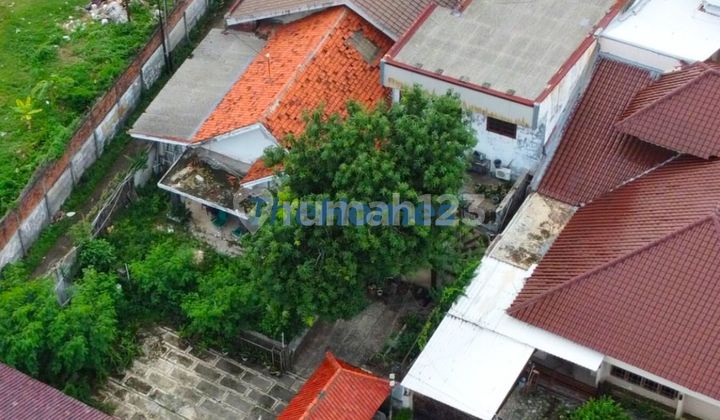 Rumah di Tebet Dalam, Luas Tanah 1400 Meter, Jalan 3 Mobil Rumah di Tebet Dalam, Luas Tanah 1400 Meter, Jalan 3 Mobil
