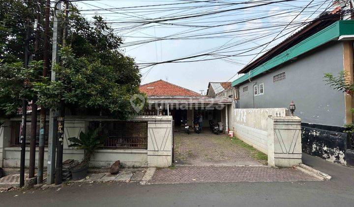 Rumah di Ampera, Komplek Kavling Polri Akses Jalan 2 Mobil 1