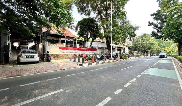 Rumah Resto Kafe di Tebet Jalan Raya Depan Taman Ecopark 2