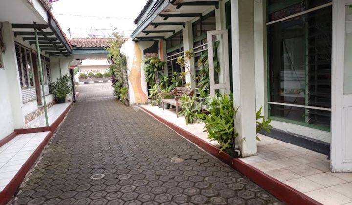 Hotel Aktif 25 Kamar, Kolam Renang Swimming Pool di Cimahi Bandung 2