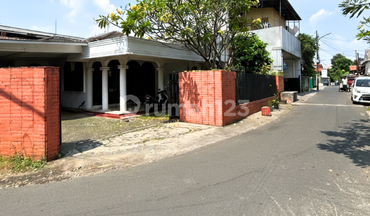 Rumah di Pancoran Pengadegan Barat Perdatam, Akses Jalan 2 Mobil Rumah di Pancoran Pengadegan Barat Perdatam, Akses Jalan 2 Mobil