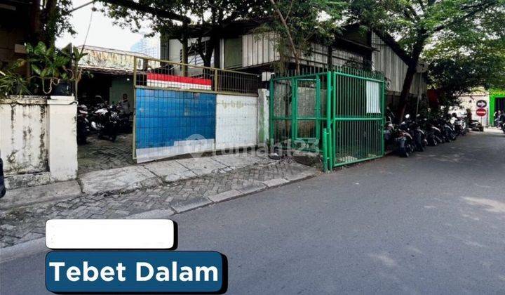 Rumah Hitung Tanah di Tebet Dalam, Akses Jalan 2 Mobil 1 Arah 1