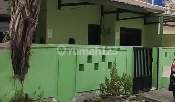 Rumah Kost 15 Kamar Tidur, Akses Jalan Lebar 2 Mobil di Malaka Sari Klender Duren Sawit Dekat Universitas Uhamka