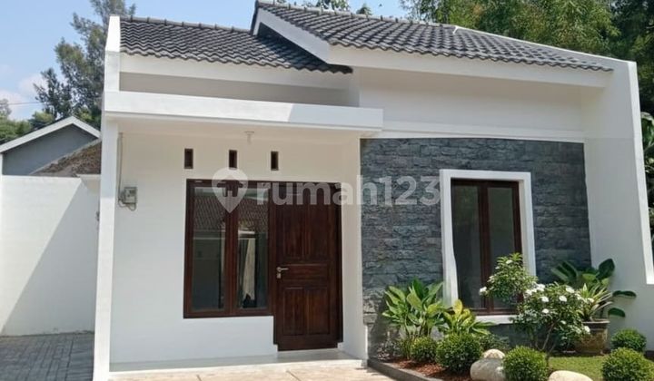 Sampangan House.near Unnes. 2