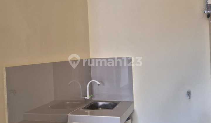 Ready-to-Occupy Boarding House with SHM, Fully Furnished, Near Schools, Factories, and Campus.