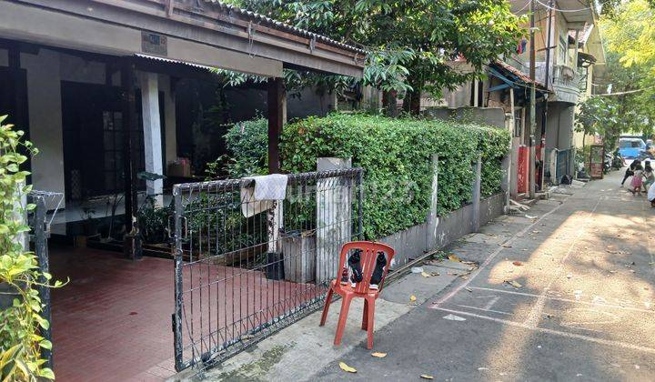 JOHAR BARU - RUMAH LAYAK HUNI LUAS 286 M2, LOKASI STRATEGIS 1