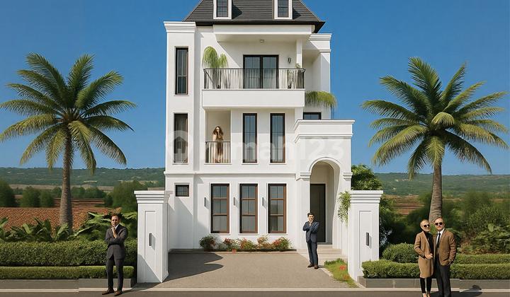 Luxury Ready-to-Occupy House with 3-Car Road