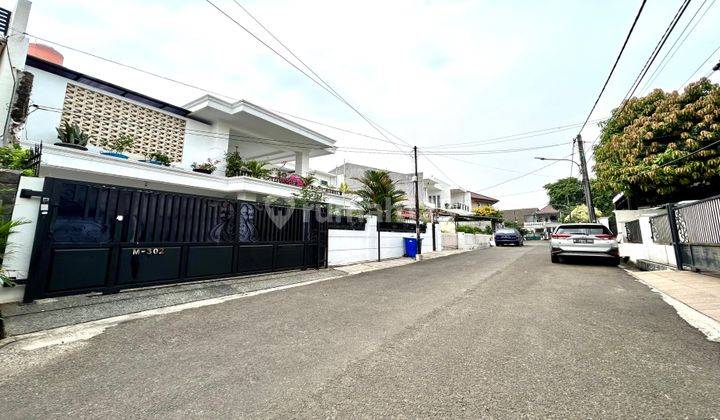 Rumah Mewah Dalam Komplek Gudang Peluru Ada Kolam Renang 1